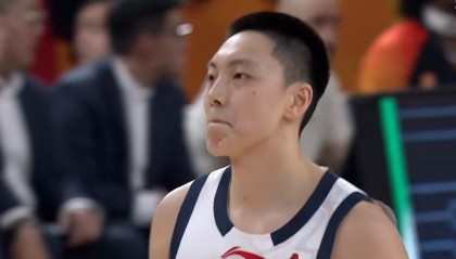 星空娱乐官方APP下载入口-领先14分后！输给福建2分，胡明轩批评广东队球员